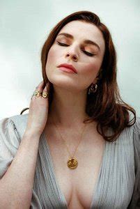 Aisling Bea Nude Celebs The Fappening Forum