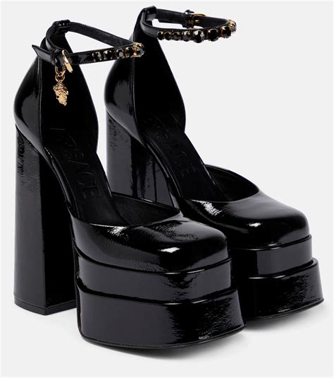 Versace Medusa Aevitas Platform Leather Pumps In Black Lyst