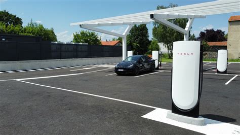 Tesla Expands Supercharger Network In France Introducing The First V