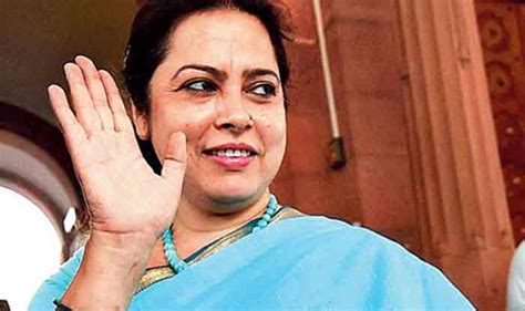 New Delhi Lok Sabha Seat Result: Meenakshi Lekhi Likely to Emerge ...