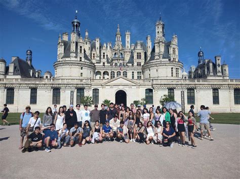 Gira 2023 3ros Medios Fin de semana por Chambord y París Lycée Claude Gay OSORNO