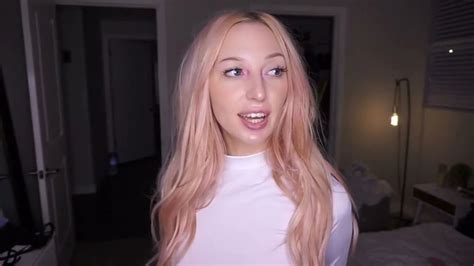 Sexy Girl Lingerie Try On Haul Boobs Barely Covered At 2 01 And See Through In The Whole Video