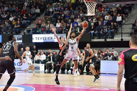 Basket ball Pro B Boulazac renverse le match face à Lille