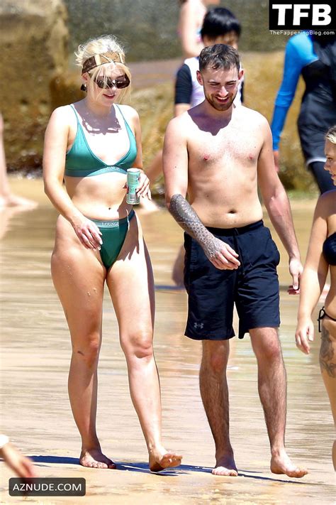 Missy Keating Sexy Shows Off Her Attractive Curves In A Green Bikini At Bondi Beach In Sydney