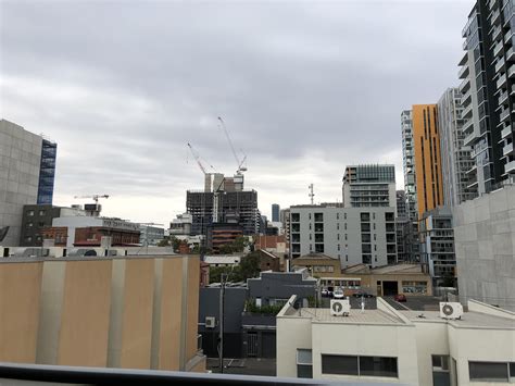 Cool change hits adelaide..heads east : r/Adelaide