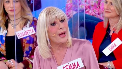 Tina Cipollari Altro Attacco A Gemma Galgani Sei Una Donna Facile