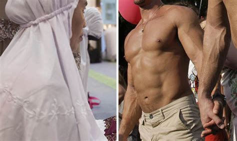 Malaysia S Islamic Regime Releases Clip Claiming Gay People Can Be Trained To Be Straight