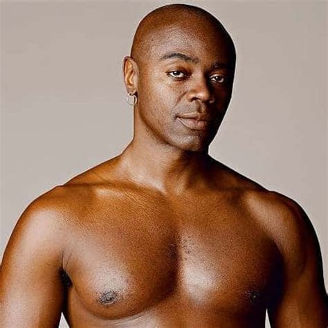 Classy MILF Sofie Marie Seduces Sean Michaels Into Hot Sex XHamster