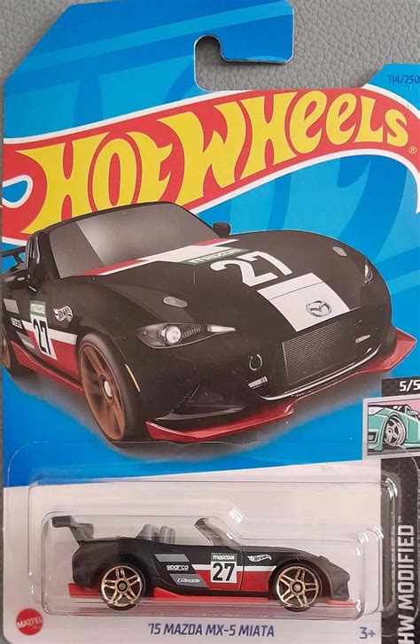 Hot Wheels Modified 15 Mazda MX 5 Miata Universo Hot Wheels