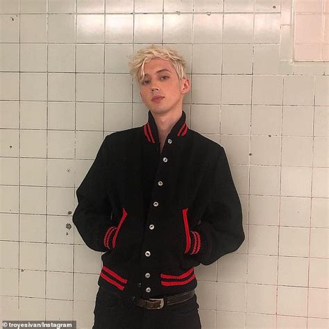 Troye Sivan Speaks Candidly About Coming Out As Gay And Discovering His Identity Daily Mail Online
