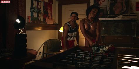 Vivian Lamolli Nude Pics P Gina