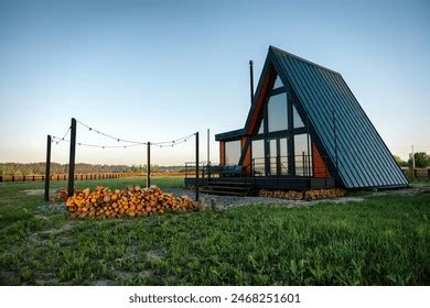 6 Scandinavian Modular Lodge Royalty-Free Images, Stock Photos ...