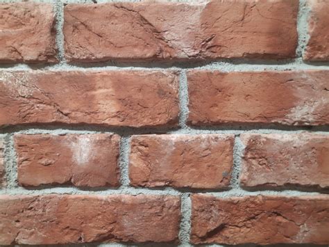 Плитка настенная под кирпич купить в Калининграде