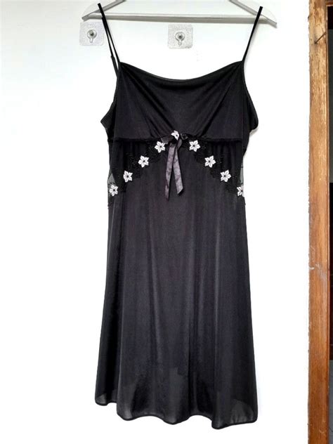 SORELLA Lingerie Satin Hitam Fesyen Wanita Pakaian Wanita Lainnya Di Carousell