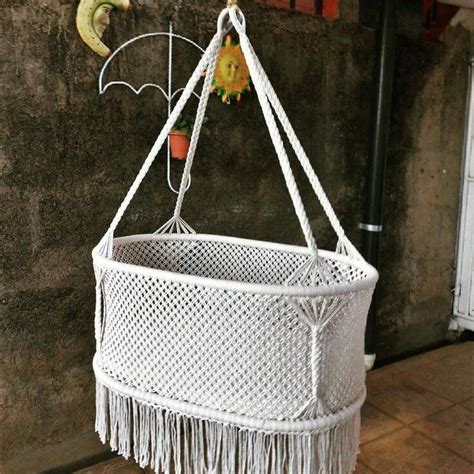 Pin em MACRAMÉ y OTROS TEJIDOS DECORATIVOS