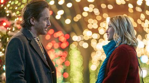 The Worst Hallmark Christmas Movie Tropes Destroyed In 30 Seconds