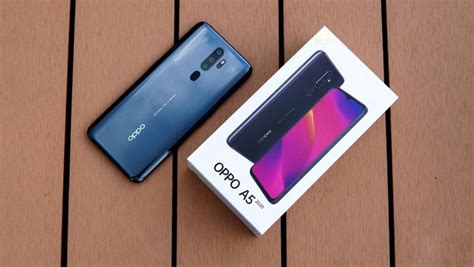 Смартфон с самым большим экраном: топ-15 лучших гаджетов 2020 и их описание