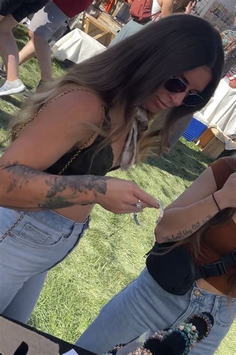 Hot College Girl Squeezed Into Those Jeans Tight Jeans Forum