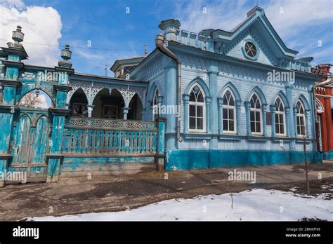 Ulyanovsk winter hi-res stock photography and images - Alamy