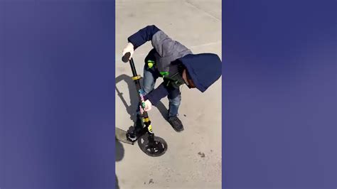 Самокат как сложить, разложить, собрать, разобрать(Scooter)) - YouTube