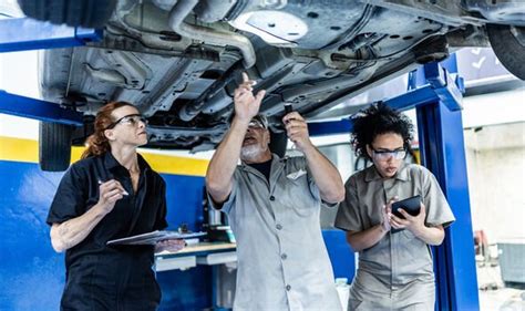 motorists handed  tip   find mot test  source  anxiety