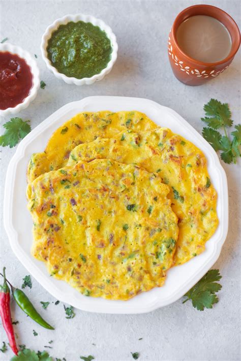 Moong Dal Chilla - Piping Pot Curry