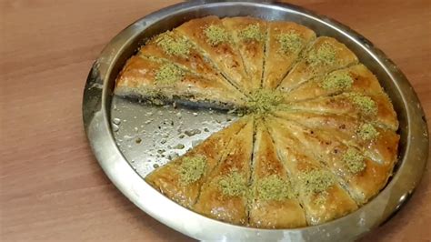 Kolay Ev Baklavas Tarifi Cevizli Havu Dilimi El A Mas Baklava