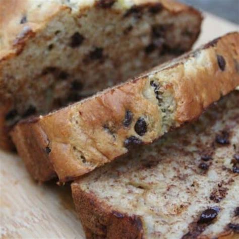 Banana chocolate chip loaf - Drizzle Me Skinny!
