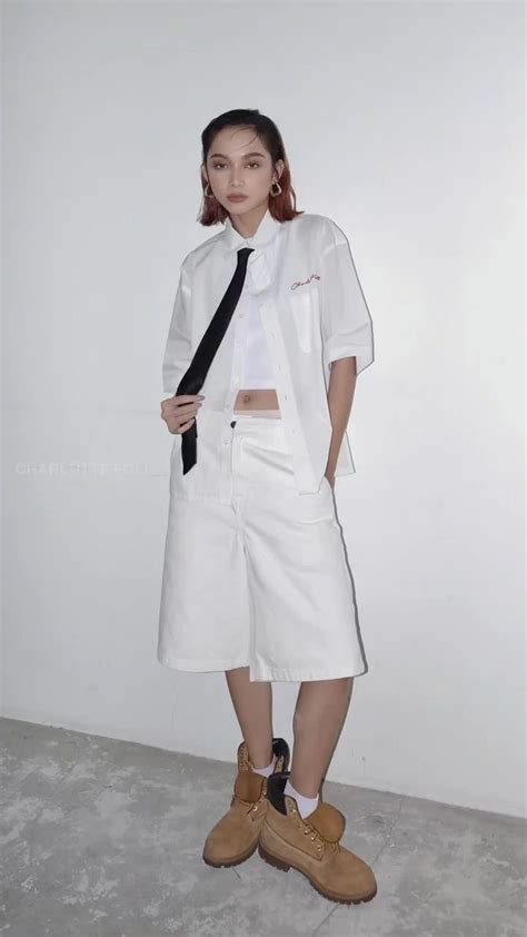 BINI Gwen Tiktok Style Pretty Brunette Pretty Selfies