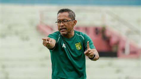 Tegas Aji Santoso Minta Pemain Hormati Kontrak Dengan Persebaya