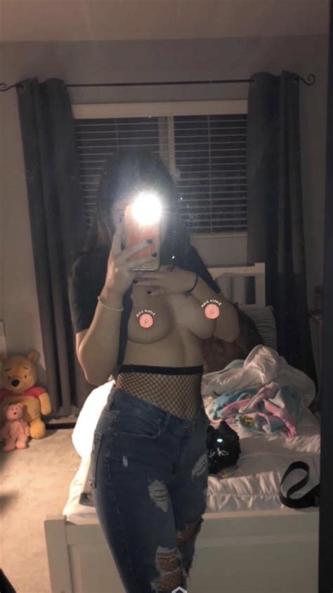 Would You Suck My Tits Scrolller