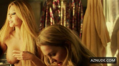 NANNA LUND Nude AZNude