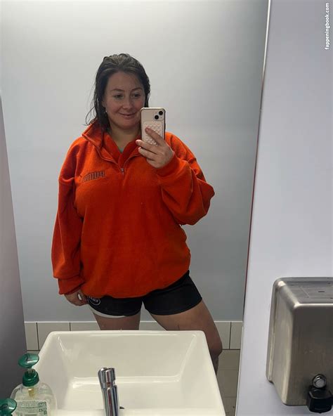 Bel Larcombe Slice Of Salami Nude OnlyFans Leaks Fappening FappeningBook