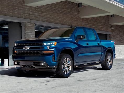 2019 Chevrolet Silverado Crew Cab Vs 2019 Ram 1500 Crew Cab Kelley Blue Book