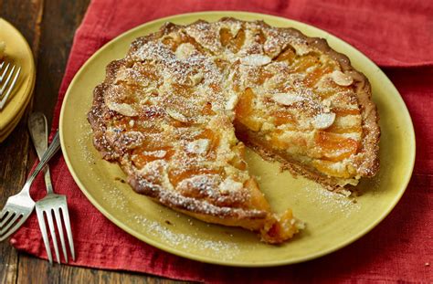 Apricot frangipane tart | Tesco Real Food