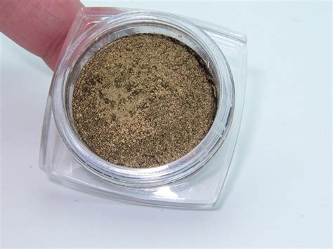 Loreal Infallible Eyeshadow Gleaming Bronze Review And Swatches