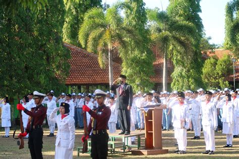 Upacara Bendera Hut Ri Ke 77 Di Smk Negeri 1 Nganjuk Smkn 1 Nganjuk