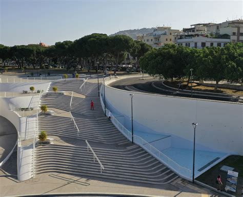 Regium Waterfront Water Staircase Reggio Calabria Forme D Acqua