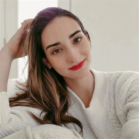 50 Abigail Shapiro Sexy And Hot Bikini Pictures Livinlavidalowcarb