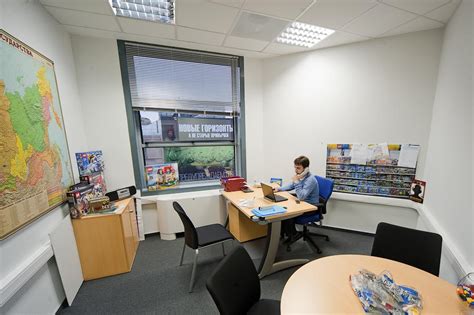 Необычный офис: работа среди игрушек: ottenki_serogo — LiveJournal