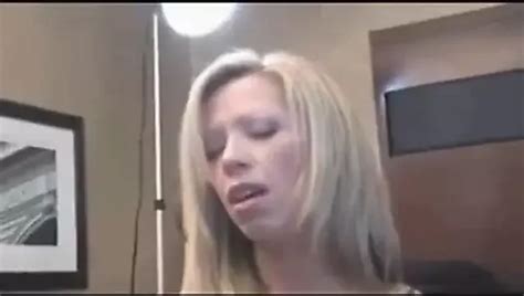 Free Cuck Wife Porn Videos XHamster