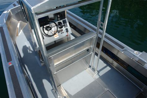 Centre Console Aluminum Boat By Silver Streak Boats Ltd