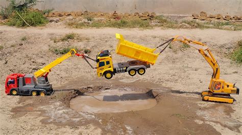 Tipper And Dumper Accident Biggest Pit Pulling Out JCB 3DX And Jcb 5CX