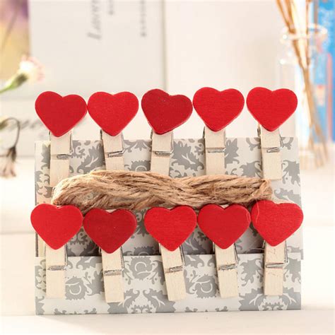 Декоративные деревянные прищепки с красными сердечками (набор из 10 шт ...