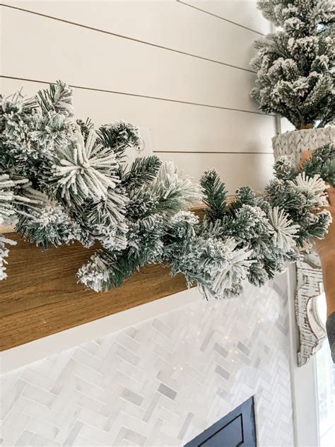 how to hang garland mantle 4