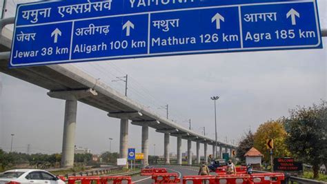 YEIDA Slashes Speed Limit On Yamuna Expressway For Road Safety