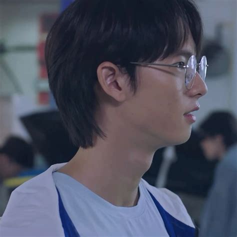 Pin By Beccs On Drama Pit Babe Babes Graphic Design Fun