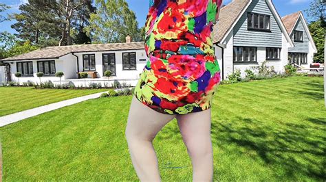 Hot Striptease In The Garden In The Public Sexy Dancer Shemale Ladyboy Ladyboy Porn Xhamster