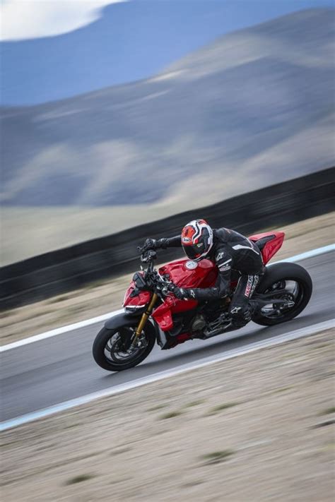 Ducati Streetfighter V La Naked Pi Estrema Mai Costruita Anteprima Prova E Foto