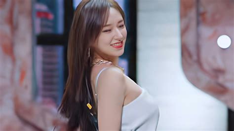 Hot Các Tiêu Mật đâu vô đây xem Tiêu nhảy Sexy này trời ơi mất máu Show Nhóm Nhảy Tài